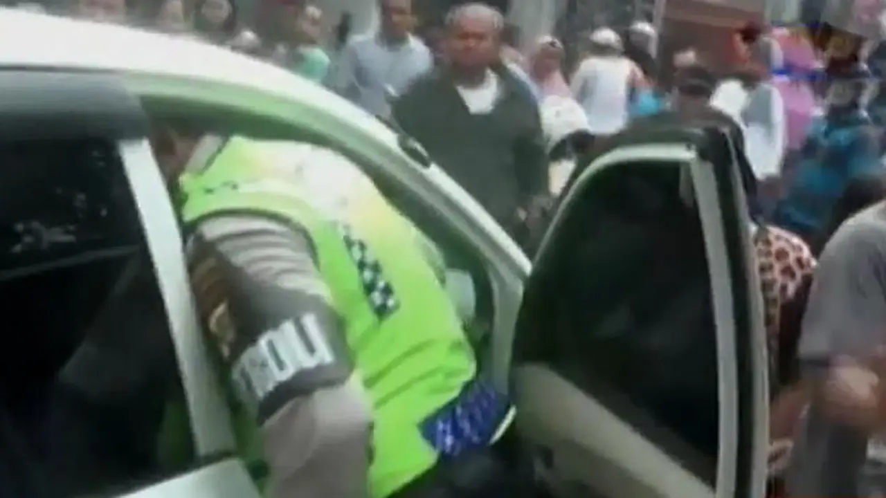 Segmen 3: Pria Tewas di Dalam Mobil hingga Guru Cabul di Bekasi 