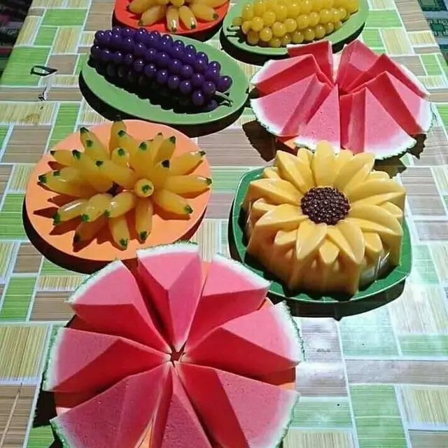 6 Potret Mainan Bentuk Makanan Ini Bikin Terkecoh, Jadi Gagal Ngiler