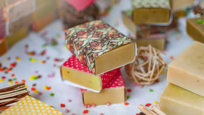 [Fimela] Sabun Minyak Kelapa