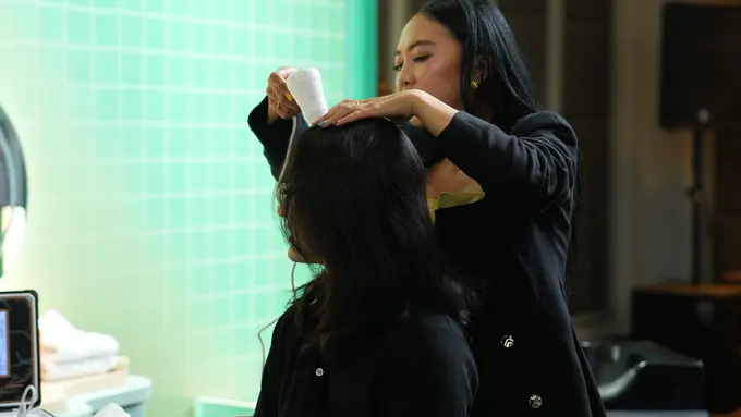 Memahami Kondisi Kulit Kepala untuk Mengatasi Masalah Ketombe dan Bagaimana Cara Merawatnya