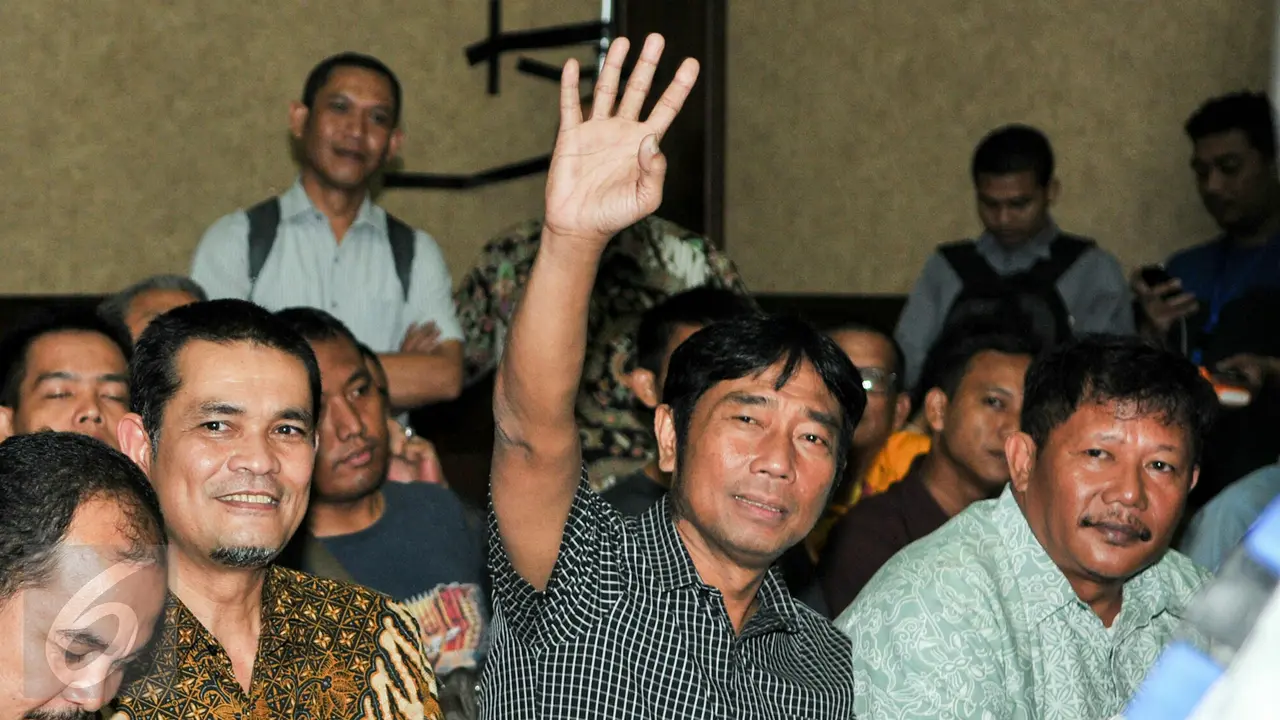 20160204- Jadi Saksi Kasus UPS, Ahok Ditonton Haji Lulung-Jakarta-Yoppy Renato