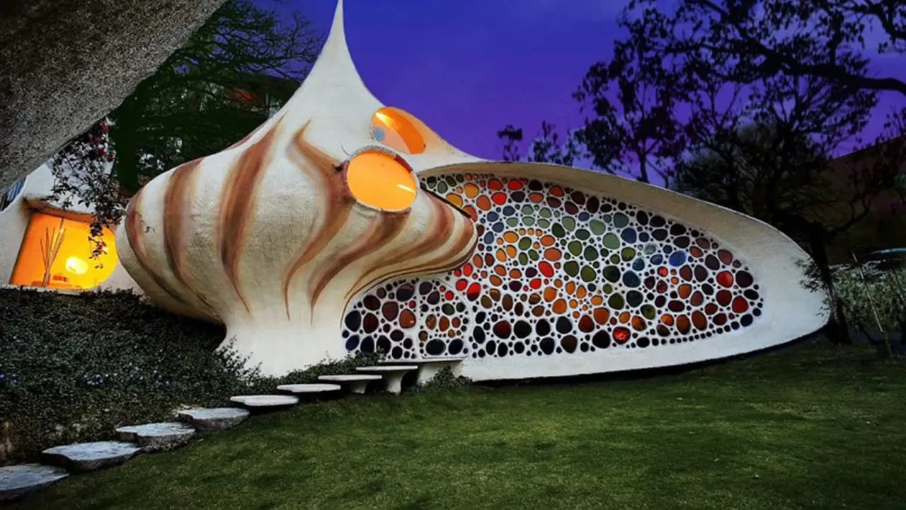 10 Desain Rumah Unik yang Bakal Bikin Kamu Ingin Tinggal di Sana 