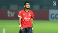 Pemain depan Persija, Bambang Pamungkas mengekspresikan kekecewaan usai laga melawan Bali United dilanjutan Liga 1 Indonesia di Stadion Patriot Candrabhaga, Bekasi, Minggu (21/5). Laga kedua tim berakhir imbang 0-0. (Liputan6.com/Helmi Fithriansyah)