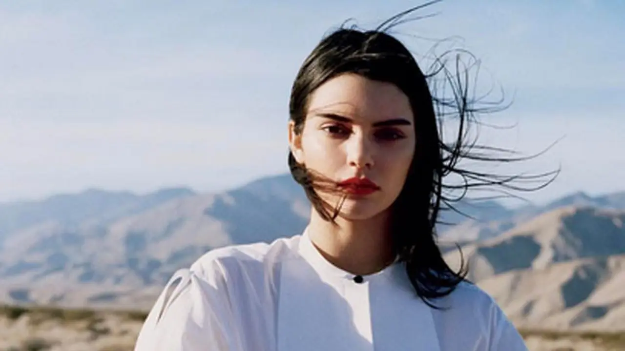 [Bintang] Kendall Jenner