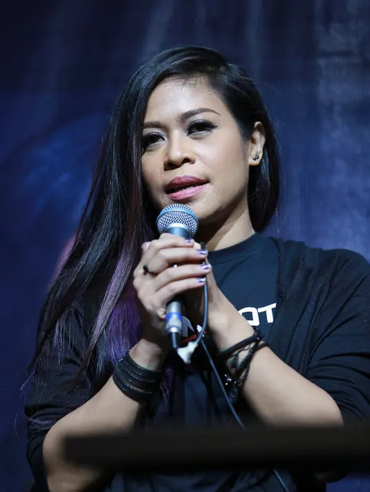 Pertemuan Kikan dan Udzir terjadi pada tahun 2011 karena urusan pekerjaan dengan terkait project pekerjaan yang sama. (Adrian Putra/Bintang.com)