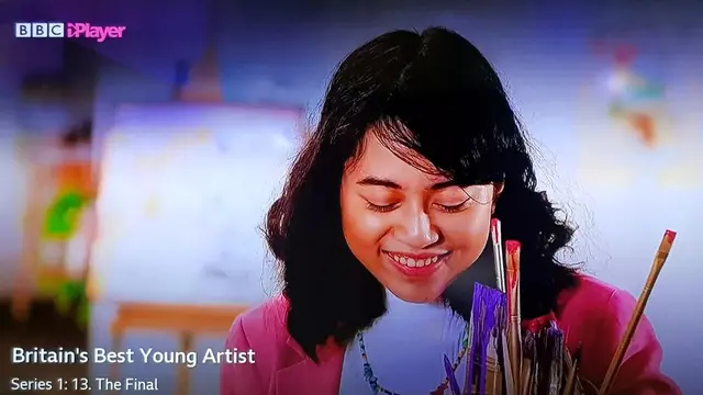 7 Potret Serra Abbie Putri Angie Virgin yang Punya Bakat Seni