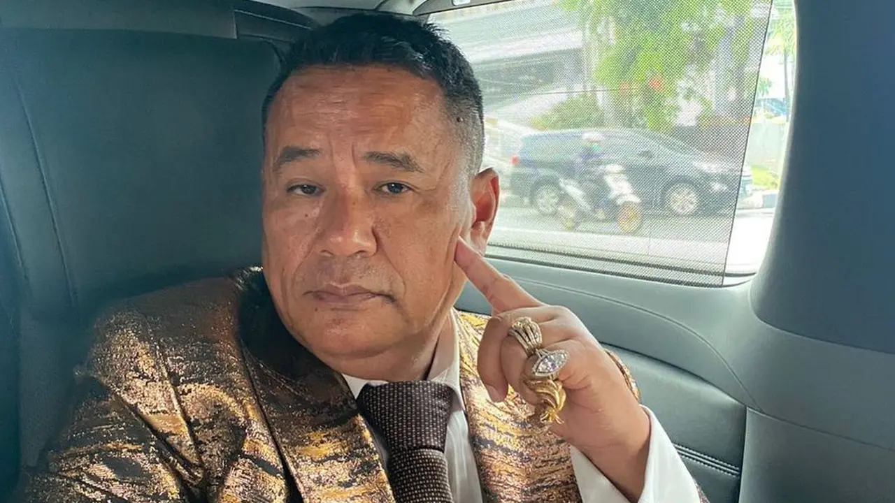 Hotman Paris. (Foto: Dok. Instagram @hotmanparisofficial)