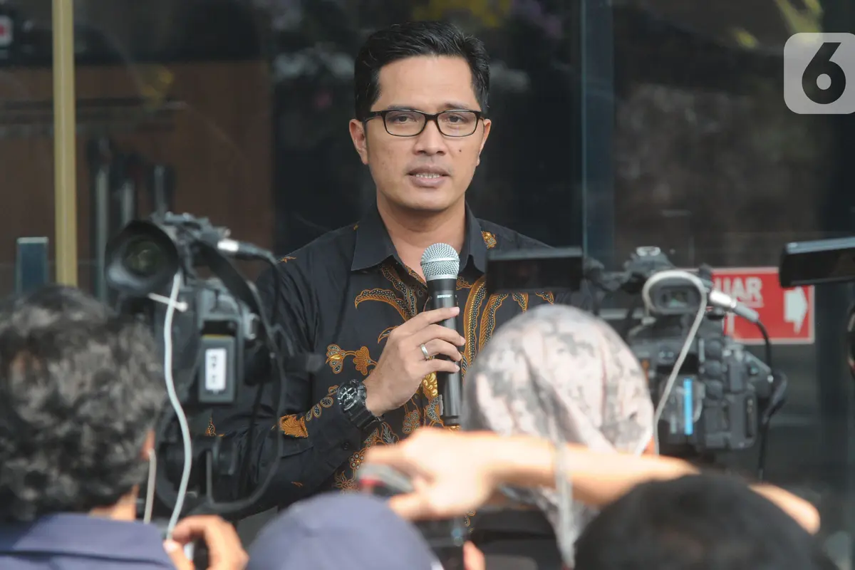 Febri Diansyah Lepas Jabatan Juru Bicara KPK