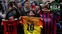 Suporter Barcelona sebelum pertandingan melawan Deportivo La Coruna, di Stadion Riazor, 21 April 2016. (Daily Mail). 