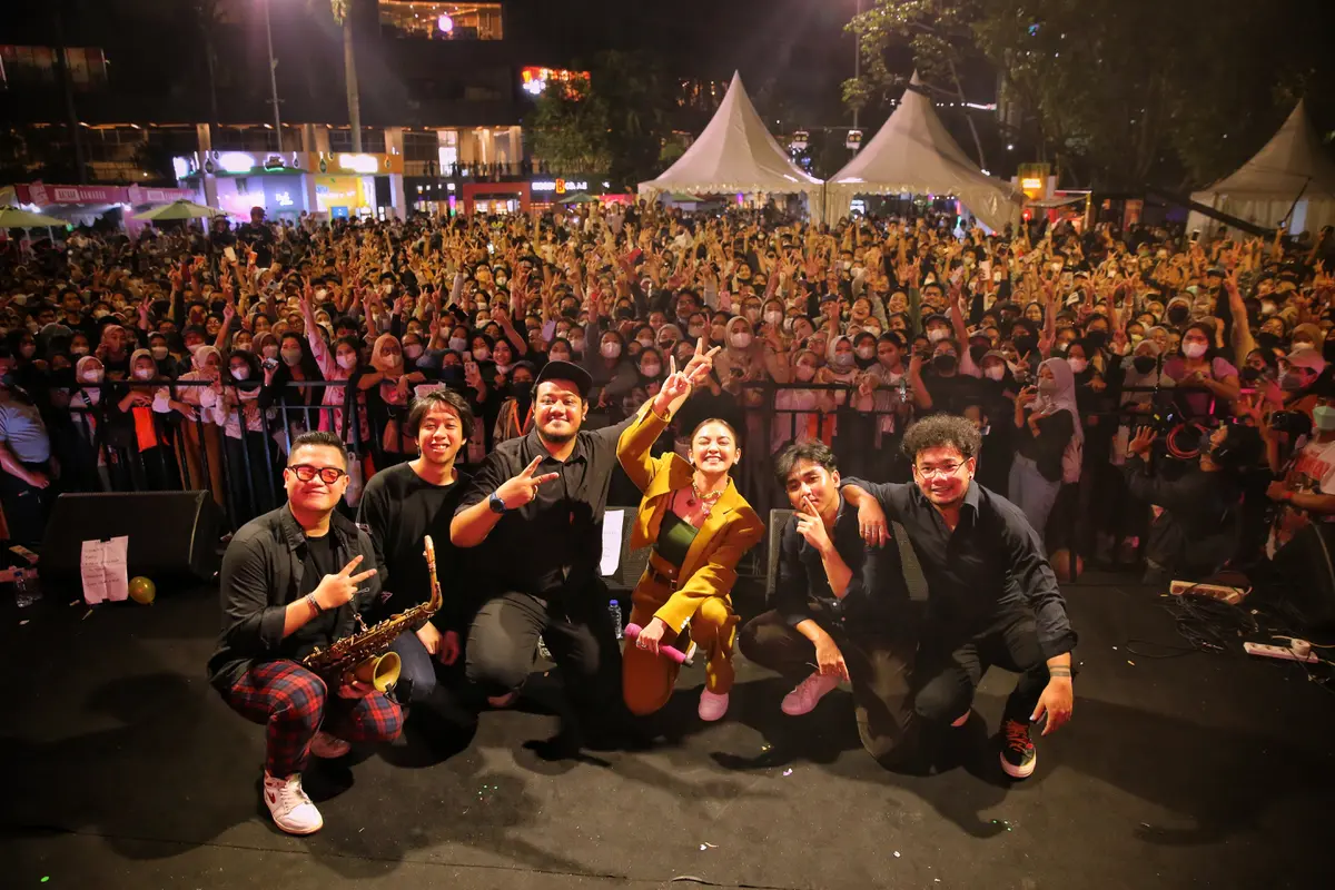 Keseruan puncak acara Kapanlagi Buka Bareng di Senayan