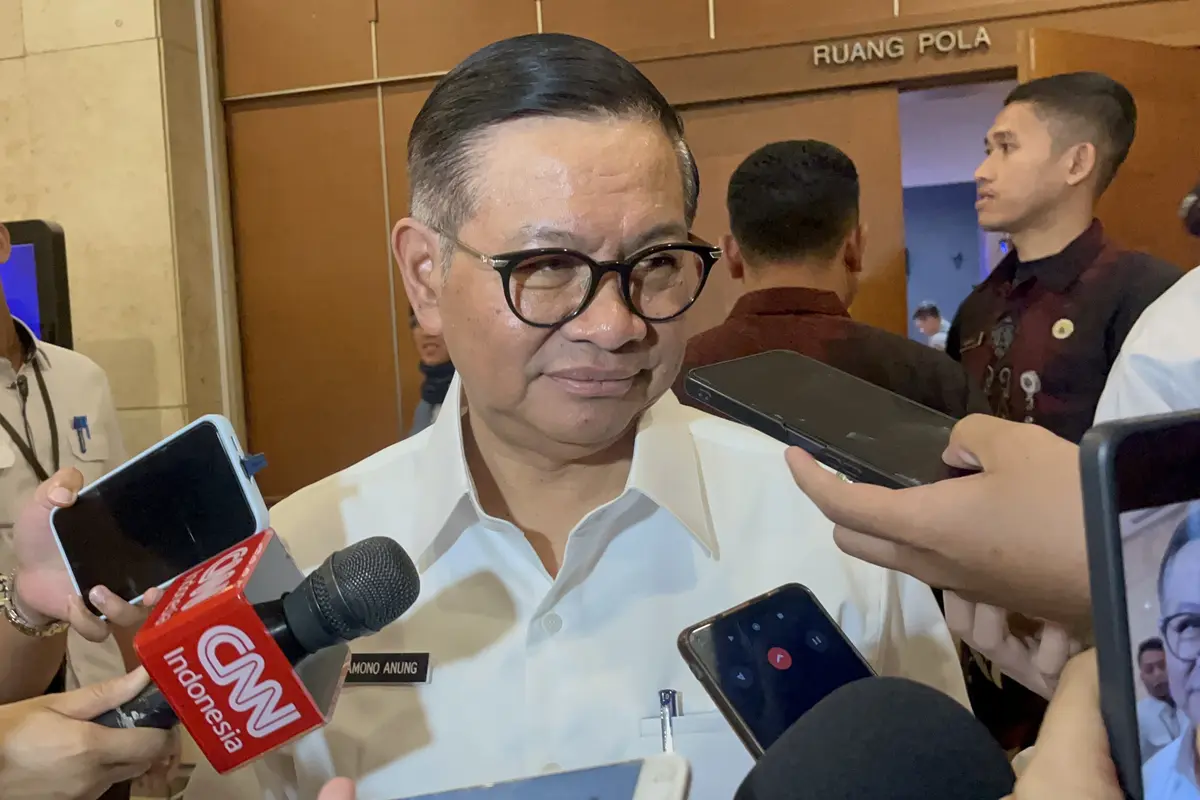 Gubernur DKI Jakarta Pramono Anung di Balai Kota DKI Jakarta, Rabu (23/7/2025). (Liputan6.com/Winda Nelfira)