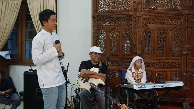 Rio Haryanto Buka Bersama Anak Difabel