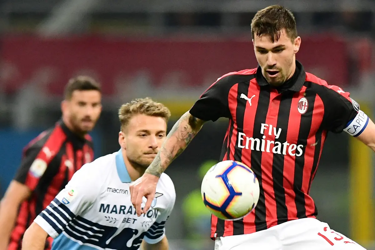 Foto: Deretan Bek Tangguh yang Bisa Menjadi Solusi Atas Rapuhnya Pertahanan Real Madrid