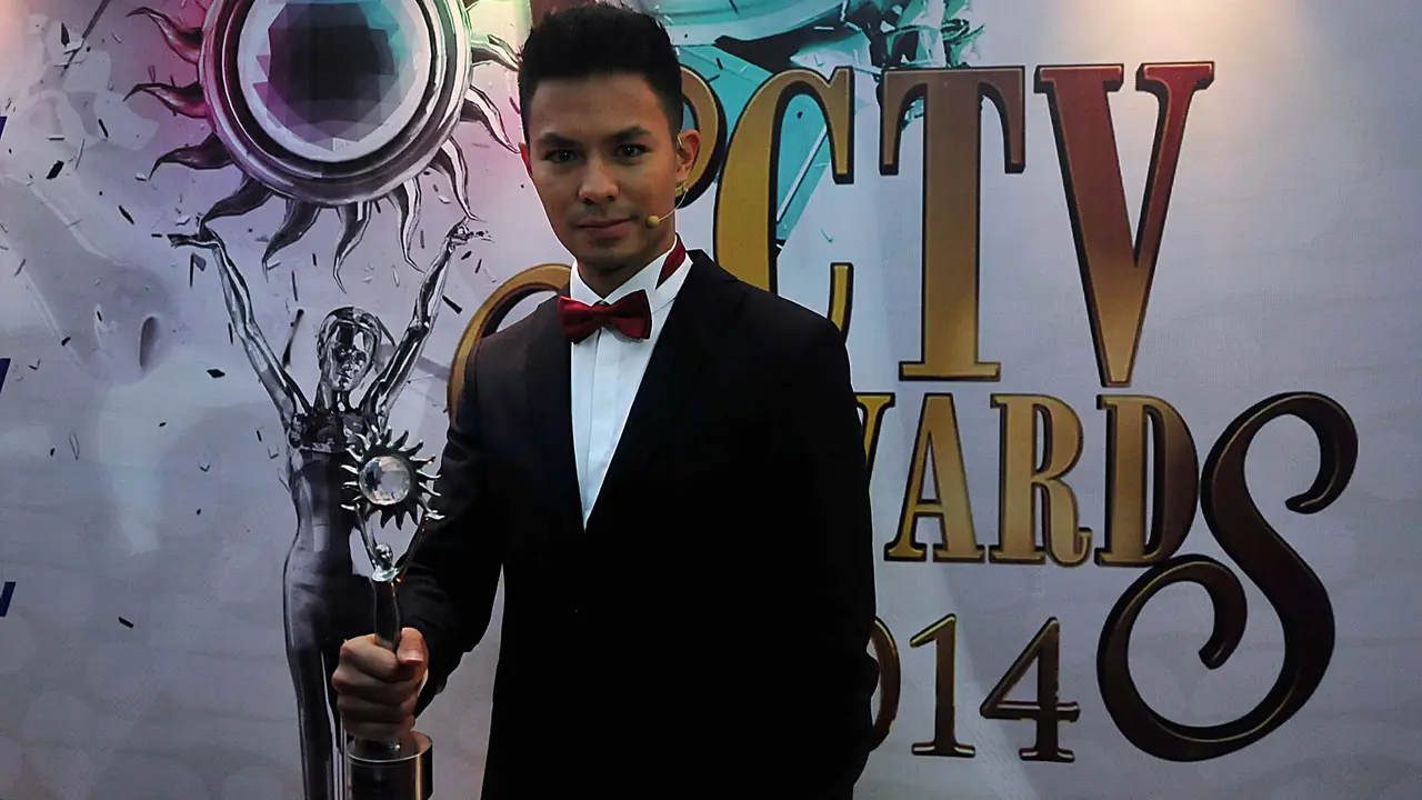 Fero Walandouw Raih Aktor Pendamping Paling Ngetop SCTV Awards