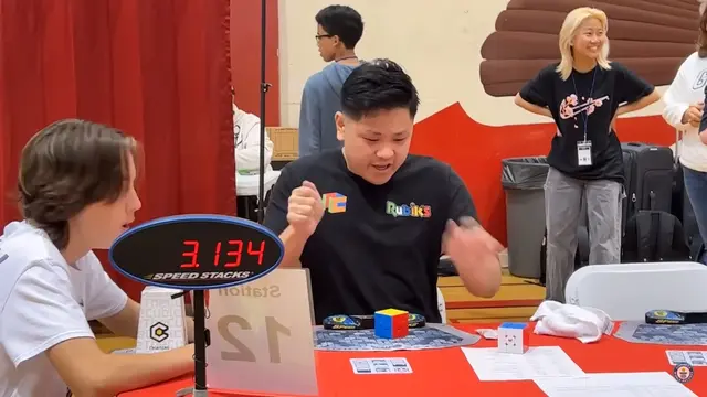 Max Park Pecahkan Rekor Rubik 3x3x3
