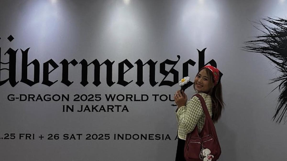 Gaya Camillia Azzahra Putri Ridwan Kamil Nonton Konser G-Dragon Jakarta, Kenakan Outer Tweed dan Bandana Syal sesuai Ciri Khas sang Idola