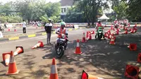 Go-Jek menggelar pelatihan safety riding bagi ribuan armadanya (Liputan6.com/ Adhi Maulana)