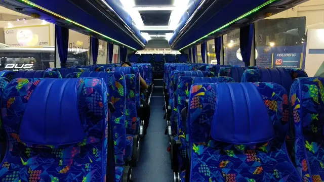 Bus Laksana