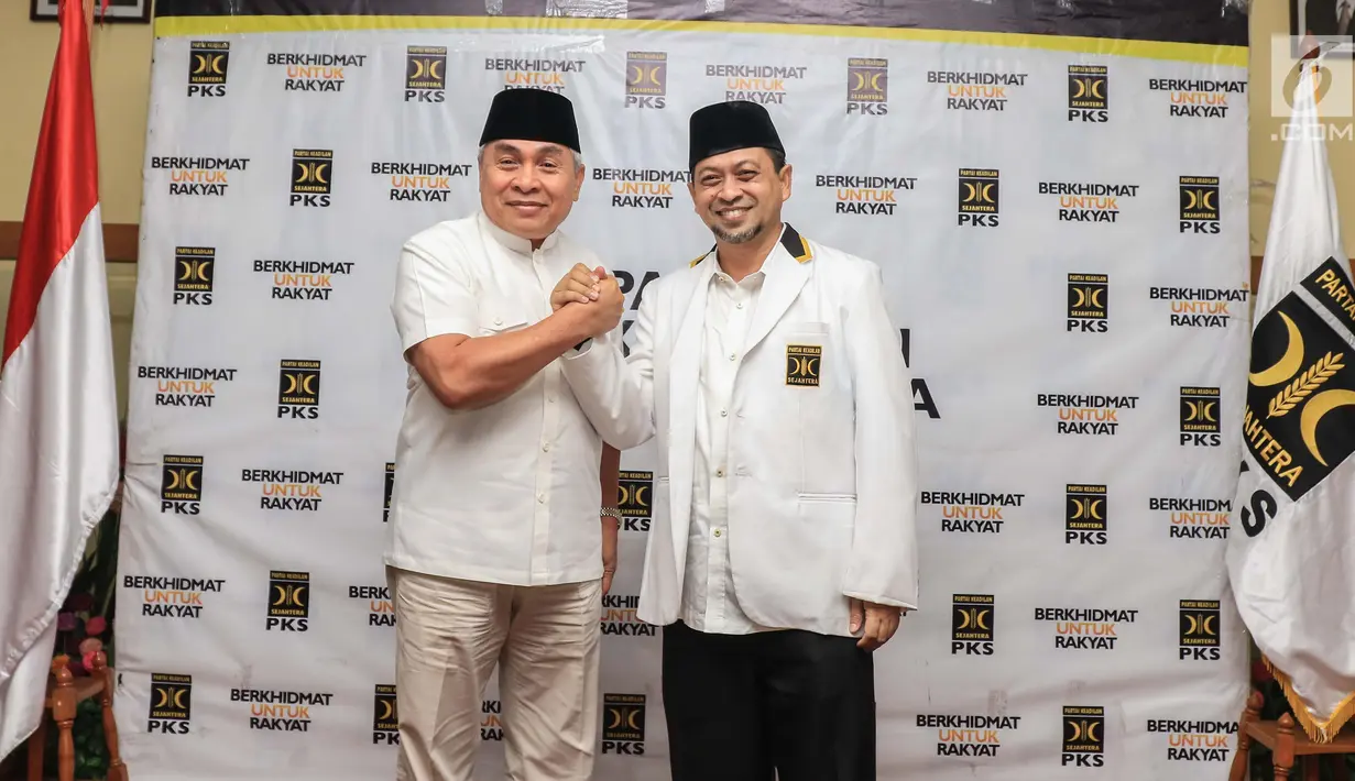 Pasangan bakal cagub dan cawagub Kalimantan Timur, Isran Noor dan Hadi Mulyadi di kantor DPP PKS, Jakarta, Rabu (27/12). Partai Gerindra, PKS dan PAN telah sepakat berkoalisi pada Pilgub di lima daerah. (Liputan6.com/Faizal Fanani)