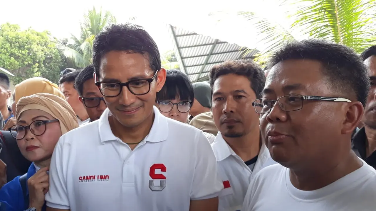 Cawapres Sandiaga Uno saat berkunjung ke Pamulang, Kota Tangerang Selatan (Tangsel), Sabtu (20/10/2018).