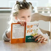 Buku cerita anak (Photo by Josh Applegate on Unsplash)