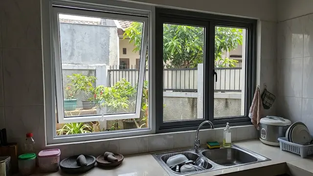 Ide Ventilasi Jendela Dapur