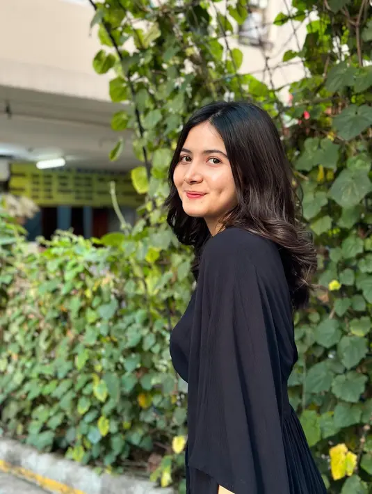 Tanpa basa-basi, Maia langsung mengatakan Bulan cocok jadi mantunya. [Instagram @bulansutena]