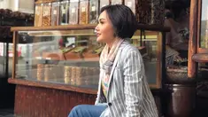 Wahyu Setyaning Budi atau Yuni Shara dikenal luas sebagai salah satu penyanyi senior. Bahkan, penampilan kakak Krisdayanti ini sering jadi sorotan netizen. (Liputan6.com/IG/@yunishara36)