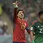 Guillermo Ochoa. Kiper Timnas Meksiko yang baru saja bergabung dengan Salernitana pada bursa transfer musim dingin 2022/2023 ini kini telah menginjak usia 37 tahun. Namun posisinya bersama Timnas Meskiko masih tak tergantikan sejak menjalani debut pada 14 Desember 2005. Hingga kini ia telah mengoleksi 134 caps dengan torehan 57 kali clean sheet dan kebobolan 136 gol. (AFP/Juan Mabromata)