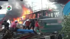Empat unit kapal nelayan di Pati, Jawa Tengah, Rabu, 14 Juni 2017, ludes dilalap si jago merah. 