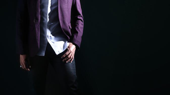 Lirik Lagu Anji 'Dia' - Celeb Bintang.com