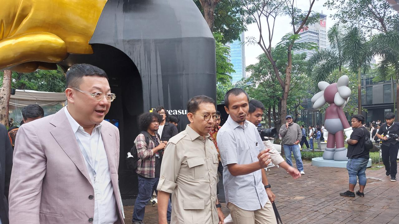 Menbud Fadli Zon Puji Art Jakarta Gardens: Inovasi Seni di Tengah Jakarta