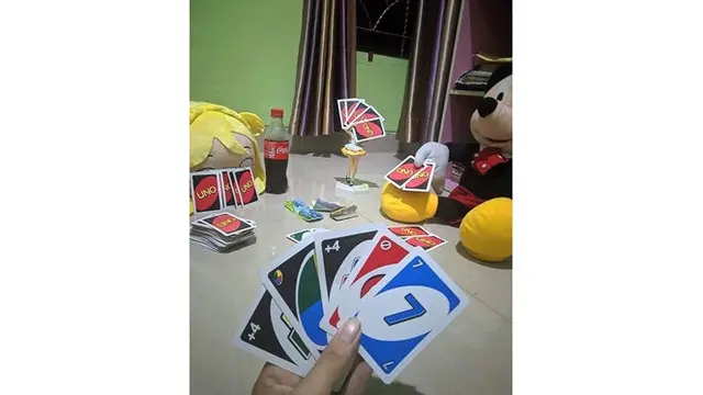 Aksi 5 Orang Main Game Sendirian di Rumah Ini Bikin Tepuk Jidat