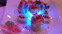 Sushi bersinar yang dipertanyakan publik. (dok. Twitter @escott98)