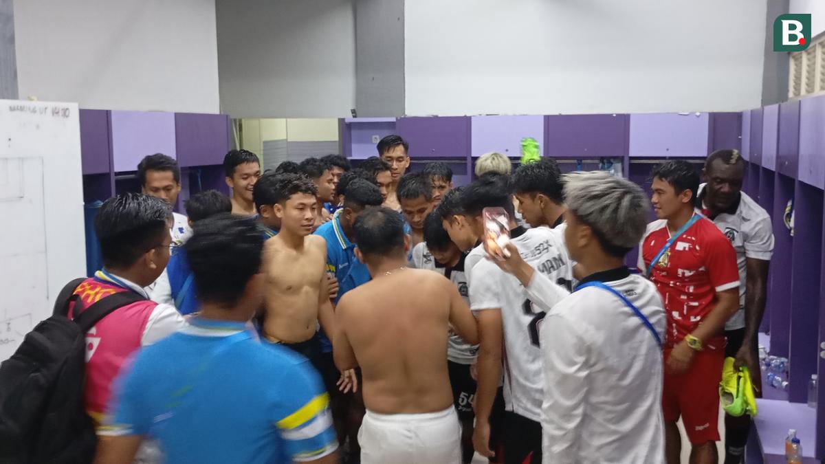 Usia 45 Tahun, Herman Dzumafo Masih Tetap Termotivasi Membawa Persiba Balikpapan Berjaya