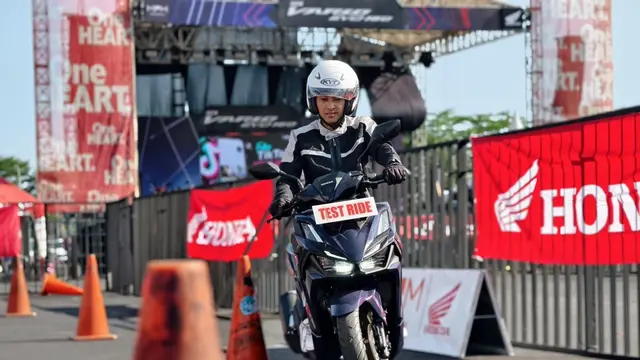 Public Exhibition New Honda Vario Evo 160 di Malang (ist.)