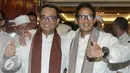 Anies Rasyid Baswedan dan Sandiaga Salahuddin Uno saat berada di kediaman orang tua Ketua Umum Gerindra, Prabowo Subianto, Jakarta, Jumat (23/9).  (Liputan6.com/Yoppy Renato)