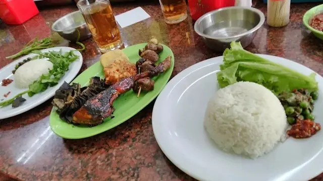 Warung Nasi Ibu Imas/foto: RIfki Jingga/google maps