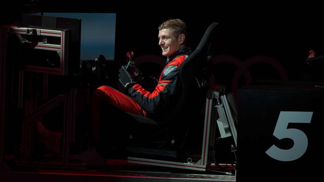 Saat Ronaldo, Ramos dan Toni Kroos Jajal Simulator Formula