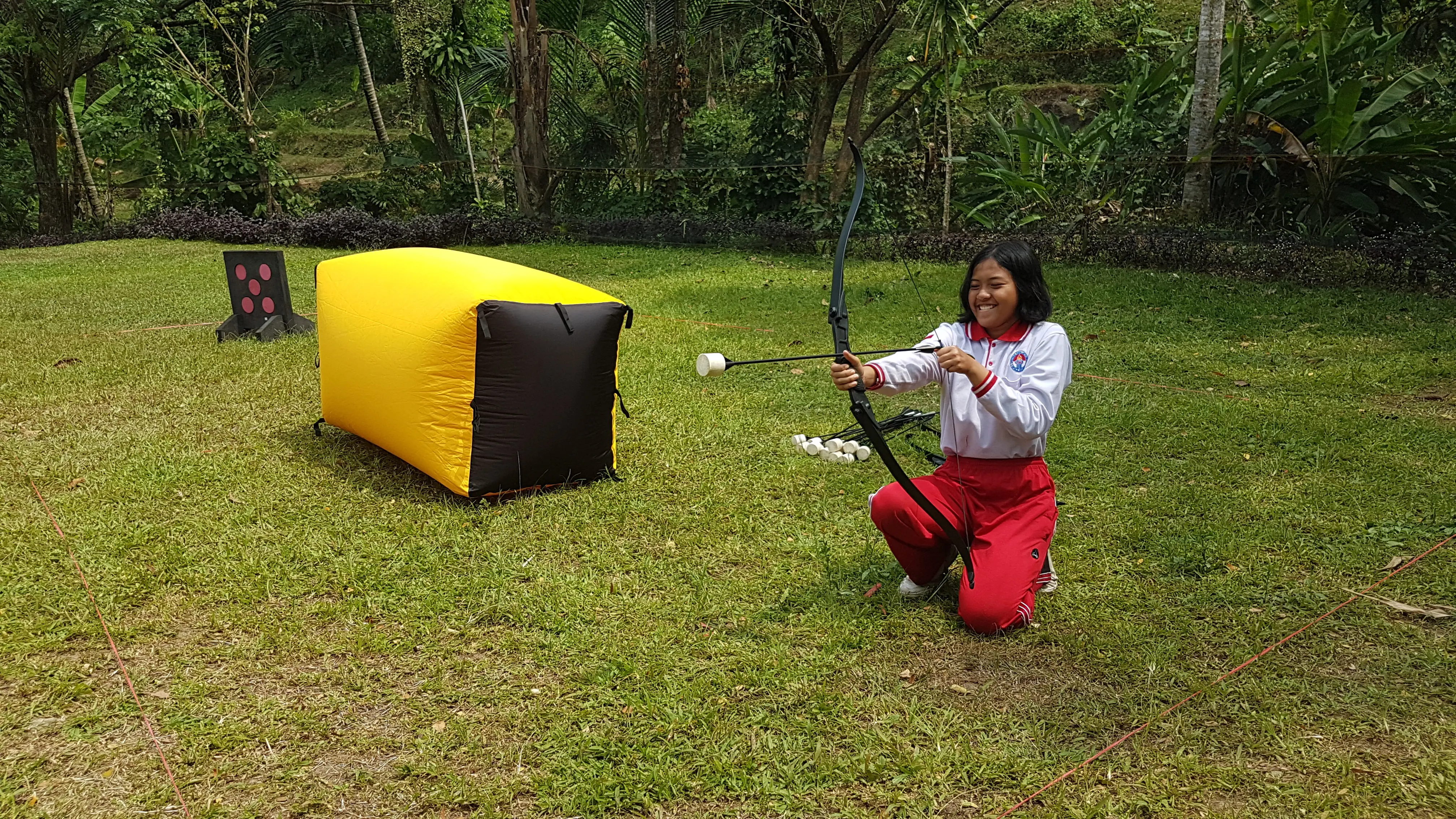 Paskibraka Pembawa baki Bendera Merah Putih Fariza Putri Salsabila (Liputan6.com/ Aditya Eka Prawira)