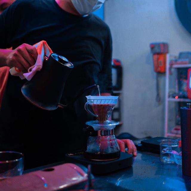 Kopi di Kedai Kopi Kuno