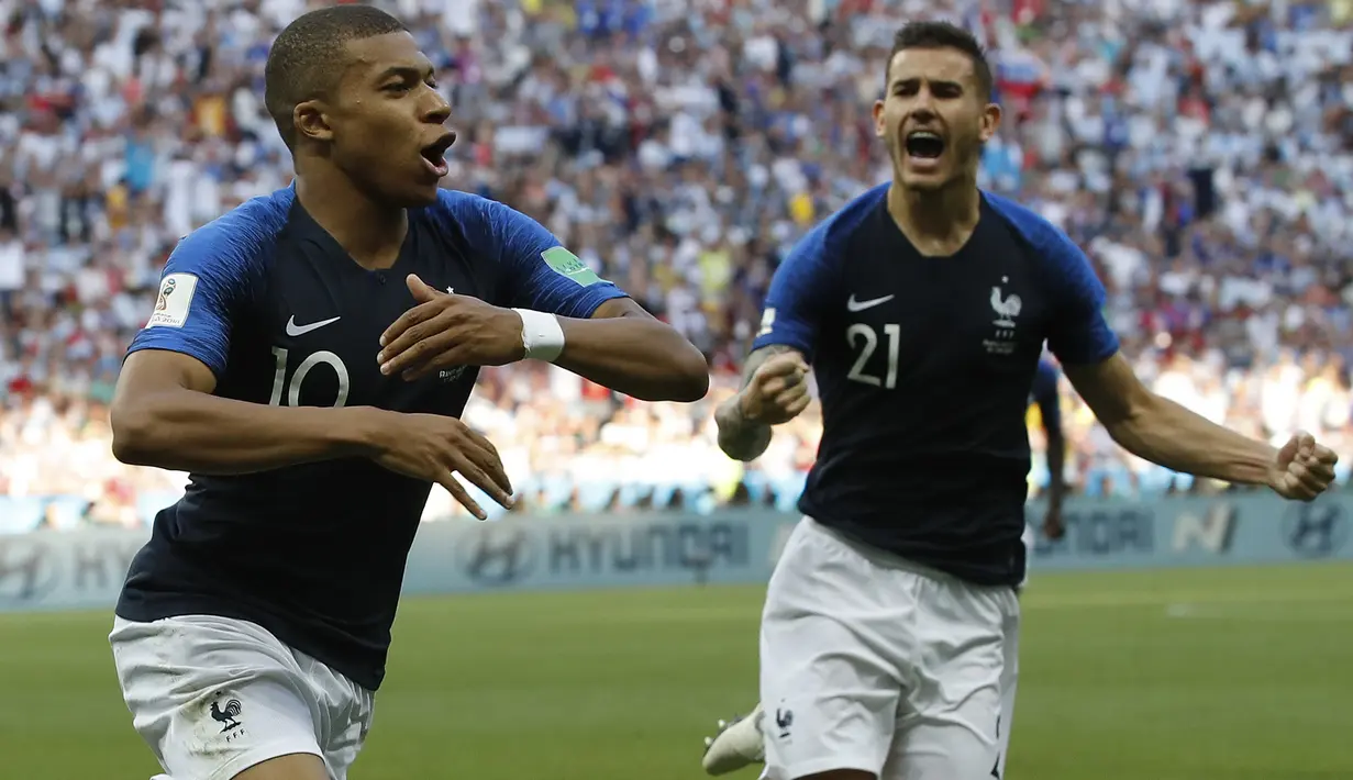 6. Kylian Mbappe (Prancis) - 3 Gol. (AP/David Vincent)