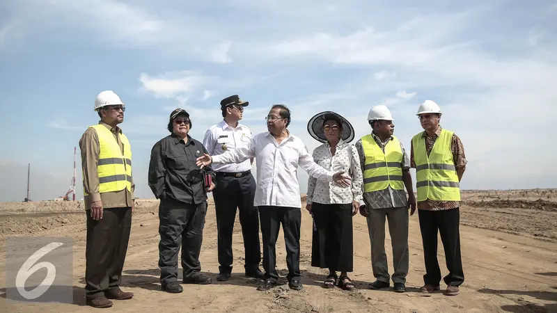 20160504-Ahok-Tinjau-Proyek-Reklamsi--Pulau-C-dan-D-Jakarta-Menteri-FF