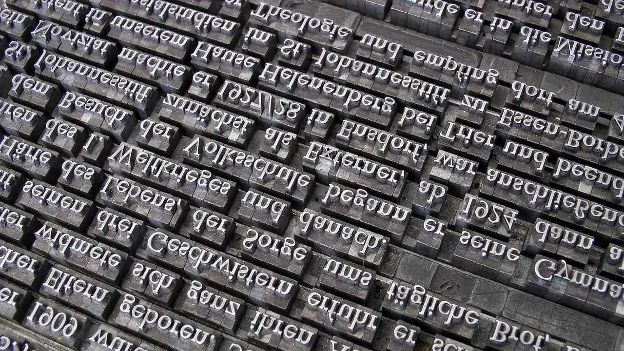 Ilustrasi Font, Tulisan, Huruf. Kredit: Willi Heidelbach via Pixabay