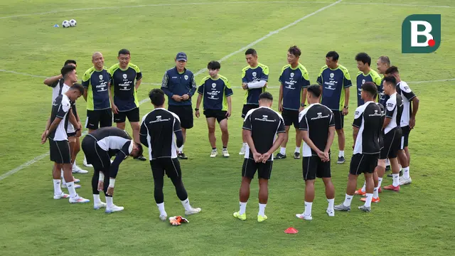 Foto: Minus Adi Satryo, 11 Pemain Ikuti Latihan Terakhir Timnas Indonesia Jelang Hadapi Arab Saudi di Kualifikasi Piala Dunia 2026