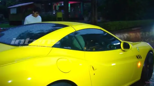 Mobil mewah Rizky Billar yang dikemudikan Lesti Kejora