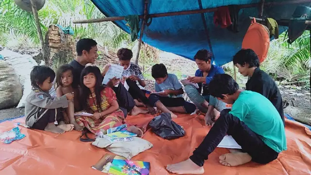 Orang Rimba Belajar