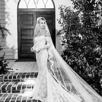 Gaun pengantin Off-White Hailey Bieber (Instagram @haileybieber)