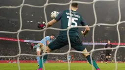 Manchester City berpesta enam gol tanpa balas ke gawang Burnley pada perempat final Piala FA. (Martin Rickett/PA via AP)