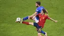 Gavi mematahkan rekor yang dipegang Angel Zubeita yang pernah bermain di Timnas Spanyol pada tahun 1936 di usia 17 tahun 284 hari. (AP/Marco Bertorello/Pool)